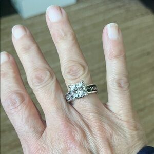 Elegant Silver Women's Ring size 7 BRIGHTON